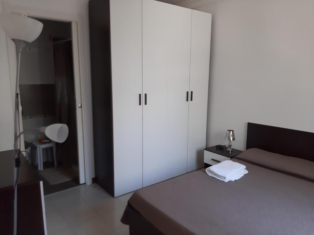 Algherooms Buitenkant foto