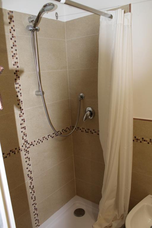 Algherooms Buitenkant foto