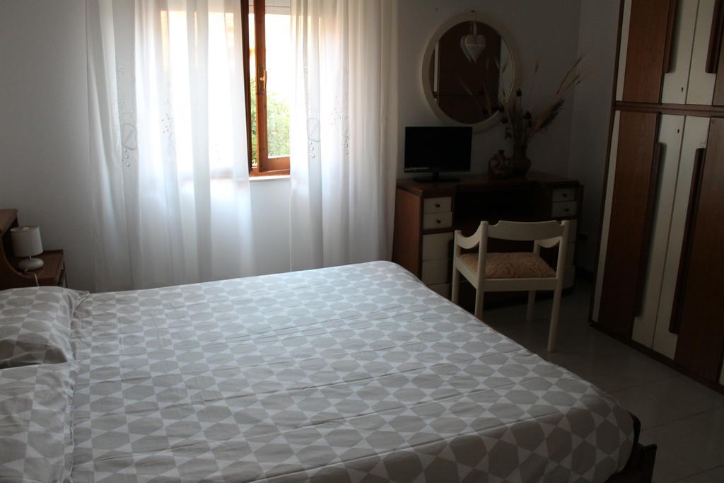 Algherooms Buitenkant foto